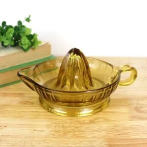 Vintage Glass Citrus Juicer Reamer Amber Depression Era